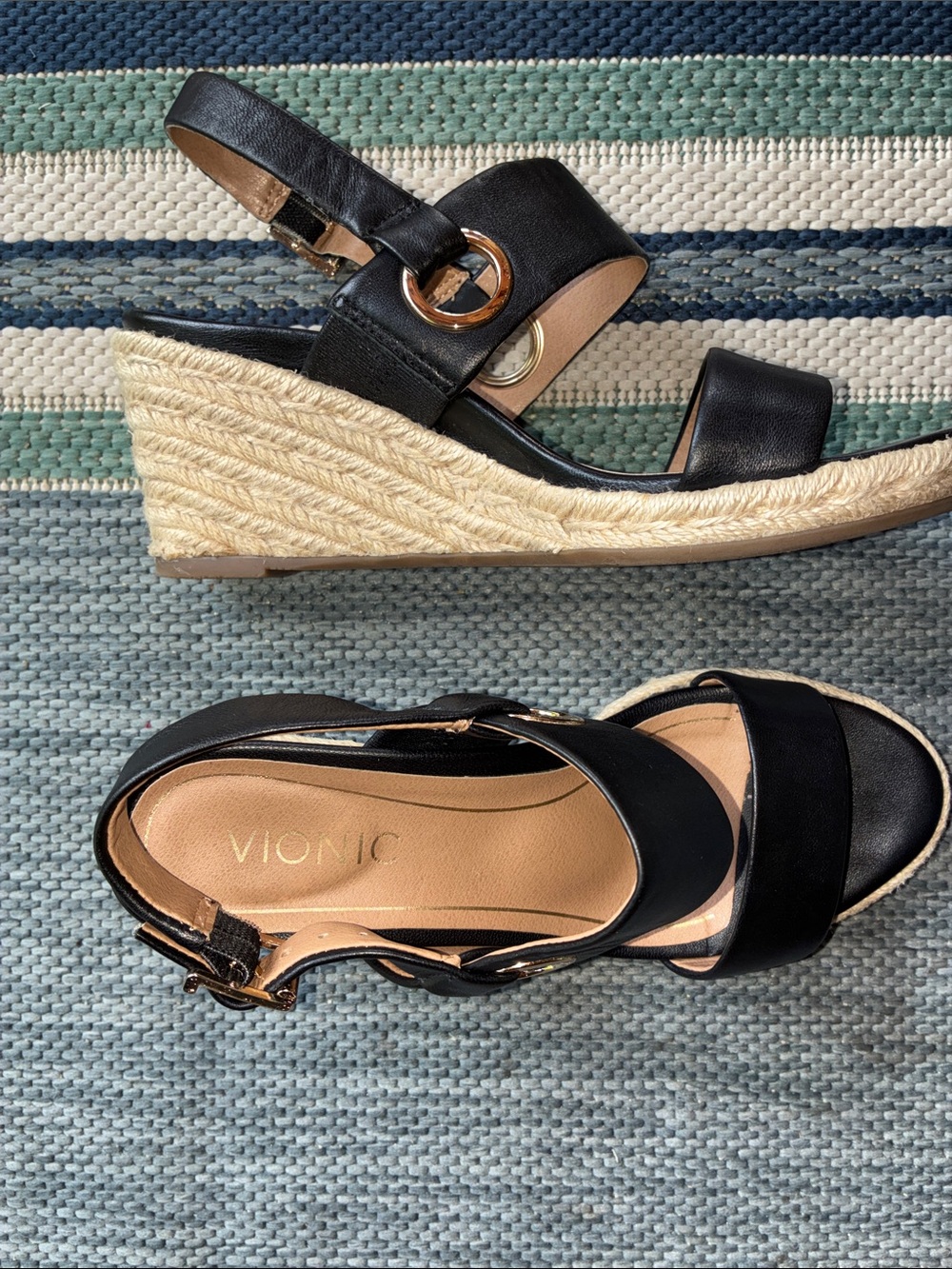 Vionic Vero Espadrille Wedge Sandals with Gold Keyhole Accent, Black, Size 6.5